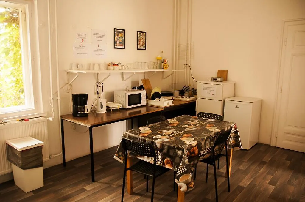 2Night Hostel Budapest 0*,  Magyarország